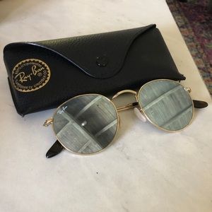 Authentic Raybans round silver mirrored